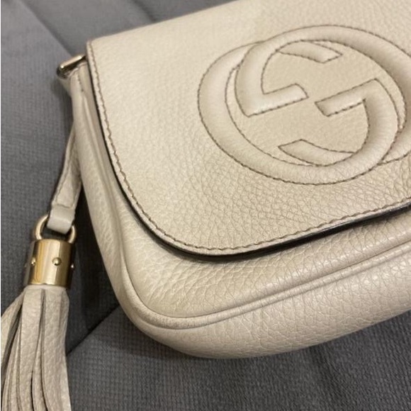 GUCCI ivory leather SMALL SOHO FLAP Shoulder Bag - Picture 7 of 9